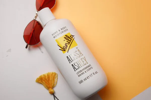 VANILLA Hand and Body Moisturizer 500ml